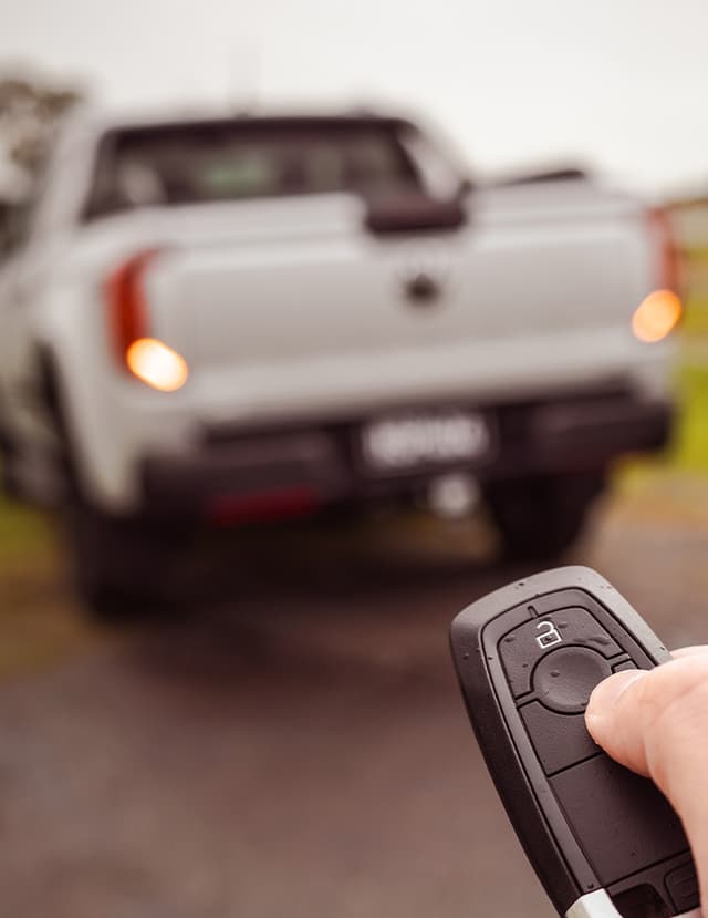 VW Amarok Tailgate Lock