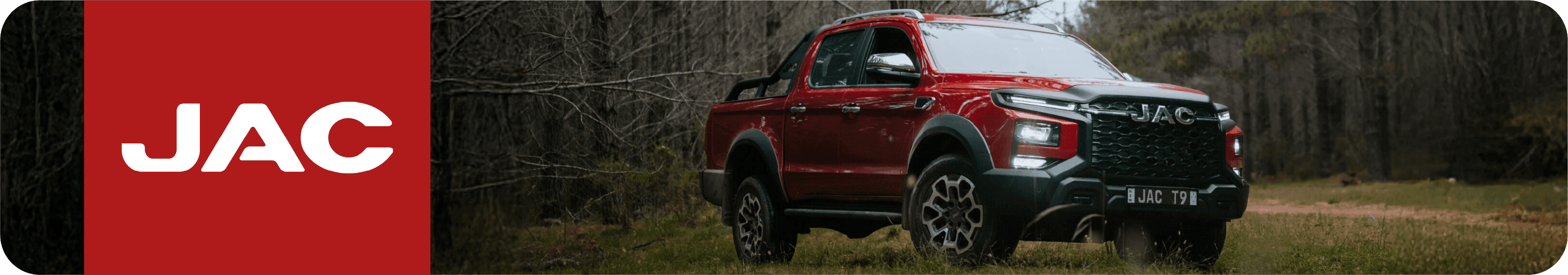 JAC T9 with sports bar and roller cover, shown close-up for a bold, accessory-focused mobile view.