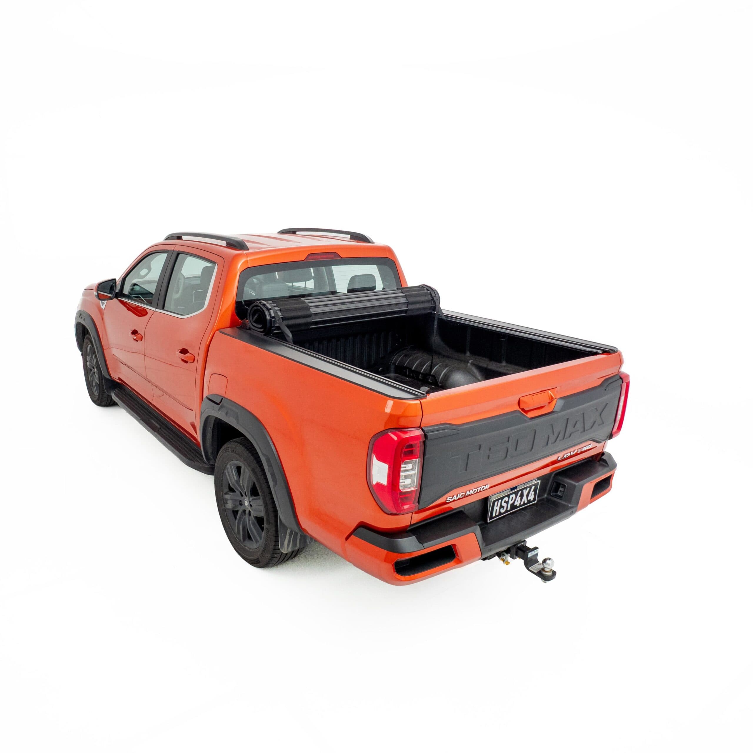 HSP Roll Mate manual roll-up cover open showing full tub access on LDV T60