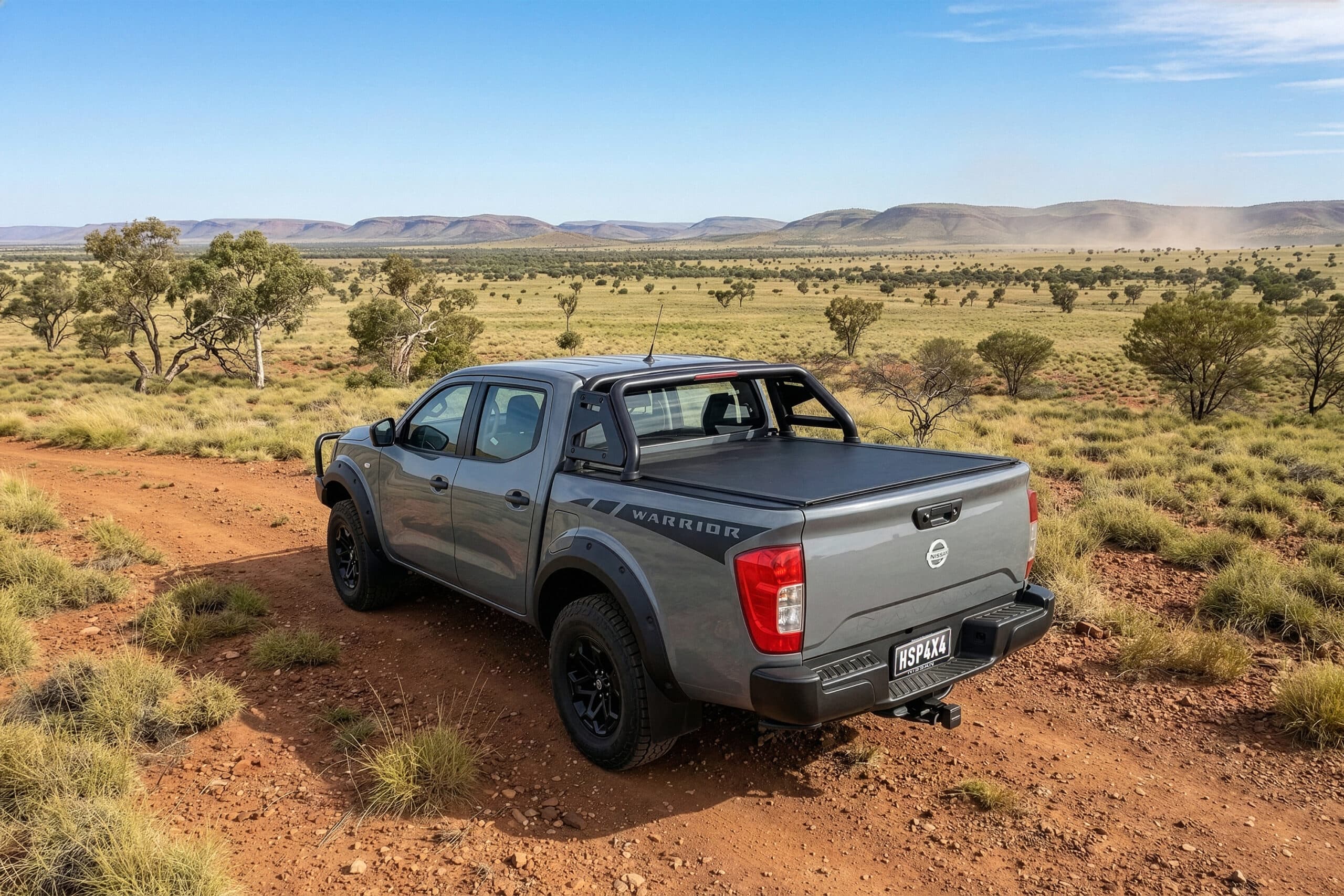 HSP Roll R Cover and sports bar on a Nissan Navara Warrior dual cab