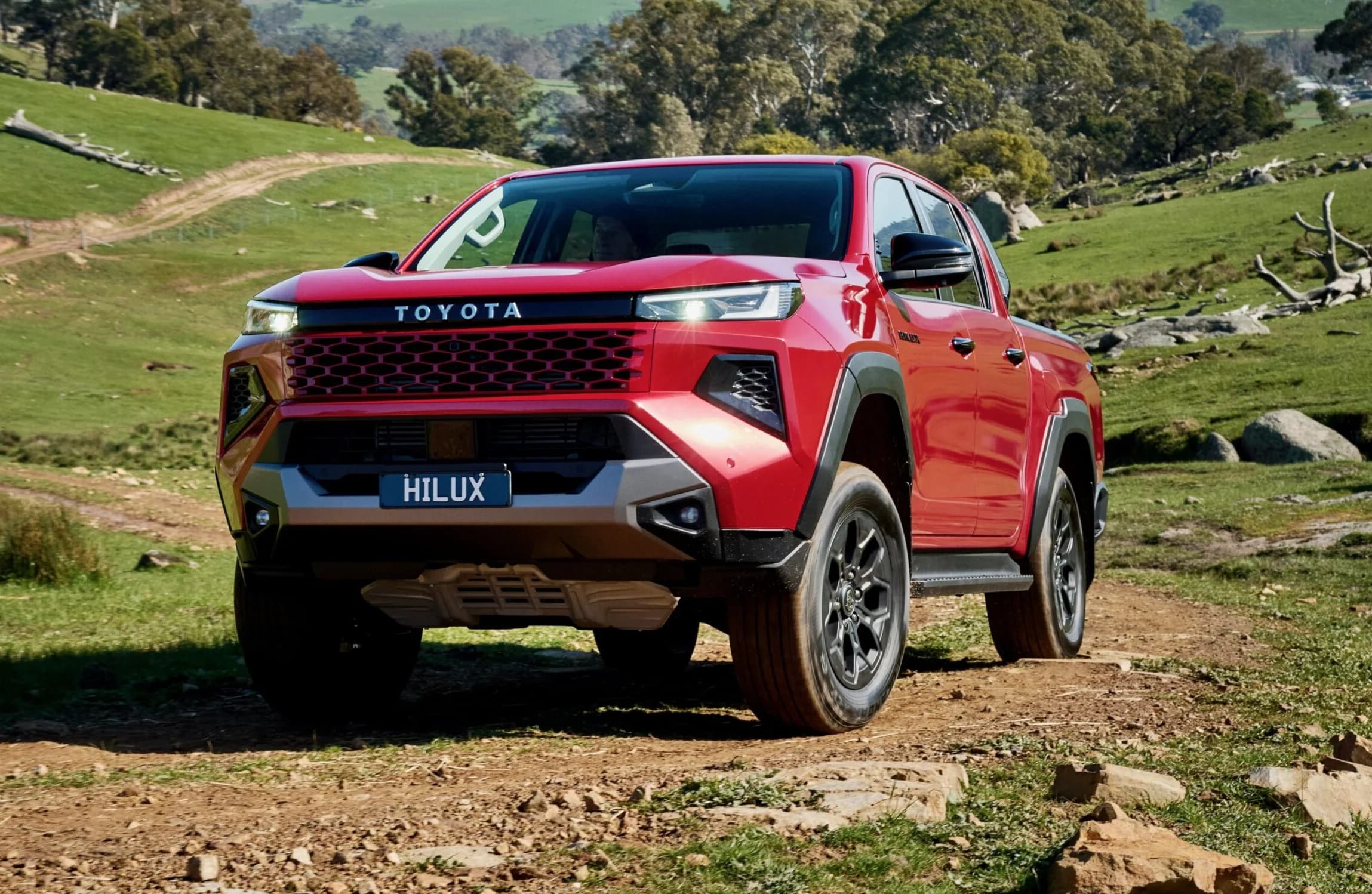 HiLux SR Accessories: Toyota HiLux dual cab ute