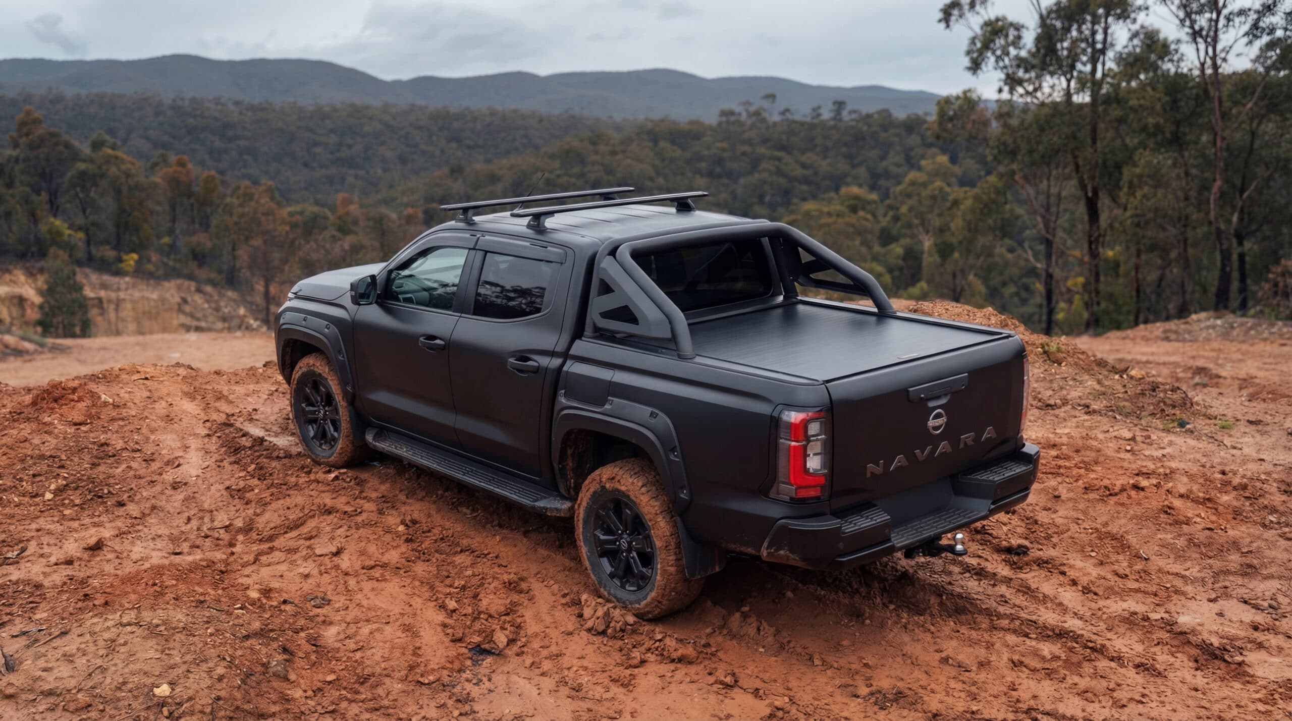 HSP Roll Mate: Nissan Navara dual cab ute